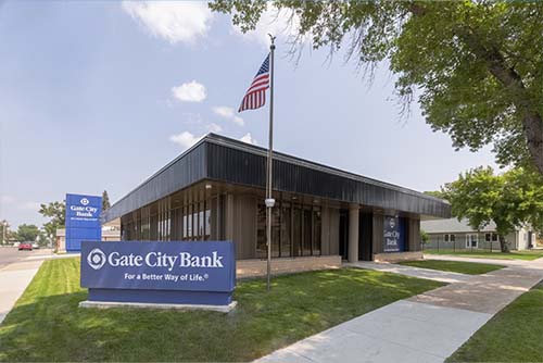Exterior view of Gate City Bank, located at 601 4th Street NE in Devils Lake, North Dakota